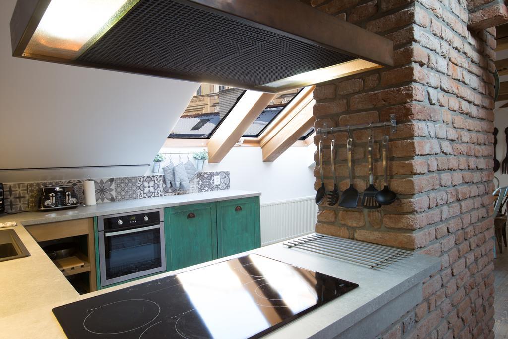 Bohemian Chic 2 Bedroom 2 Bathroom Loft With Hanging Chair Praga Exterior foto